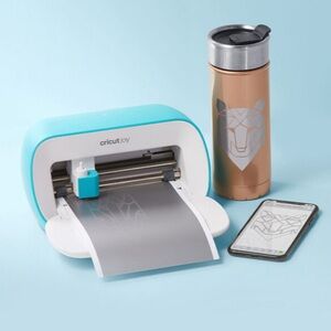 Cricut joy with case. Like new.